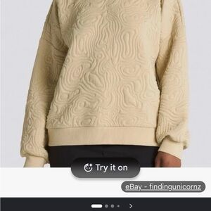 Vans Crewneck Quilted-Texture Sweatshirt in Cream